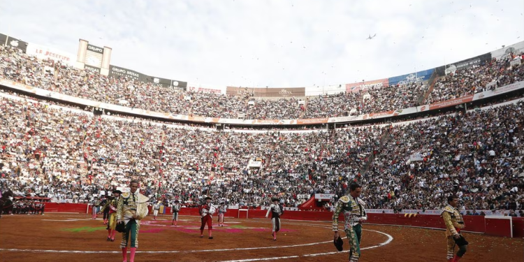 Tribunal Colegiado de Circuito determina que las corridas de toros se podrán llevar a cabo en la Plaza México