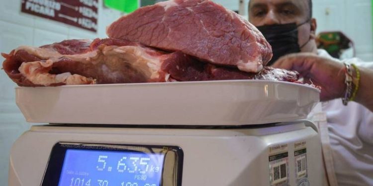 EU distinguirá con etiqueta las carnes y productos avícolas locales; México prepara defensa