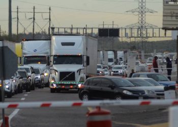 Aseguran en Sonora a familia que utilizaba a menores para transportar heroína