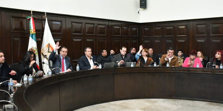 Aprueba Cabildo de Hermosillo 3.7% de incremento salarial para empleadas y empleados municipales