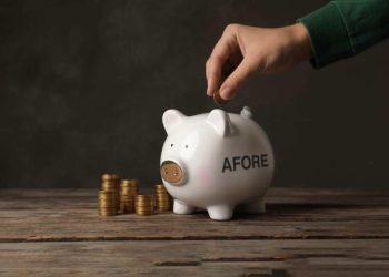 AMLO estima que si aprueban Ley, en mayo cobrarán los primeros beneficiarios del Fondo de Pensiones Solidarias