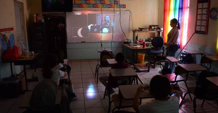 Reportan ausentismo en escuelas de Hermosillo por eclipse solar