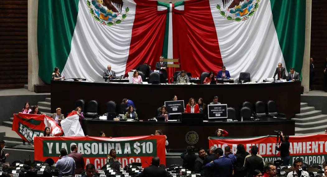 La deuda pública de México rebasa los mil millones de pesos