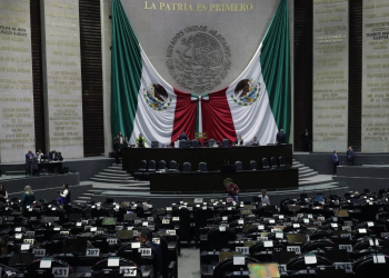 PRI, PAN y PRD se arman con exgobernadores (y Lilly Téllez) contra el Plan C de AMLO