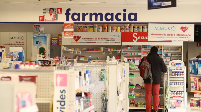 Gobierno federal debe $10 mil millones a industria farmacéutica mexicana.