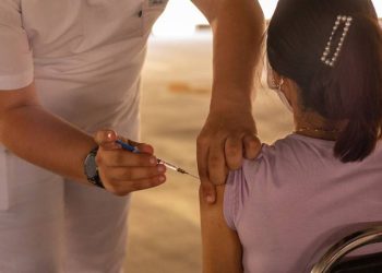 Vacunas contra Covid-19 aún hay disponibles en Cruz Roja Hermosillo para adultos y niños 