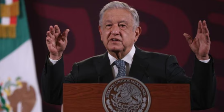 INE ordena bajar o modificar 7 mañaneras de AMLO por pronunciamientos electorales