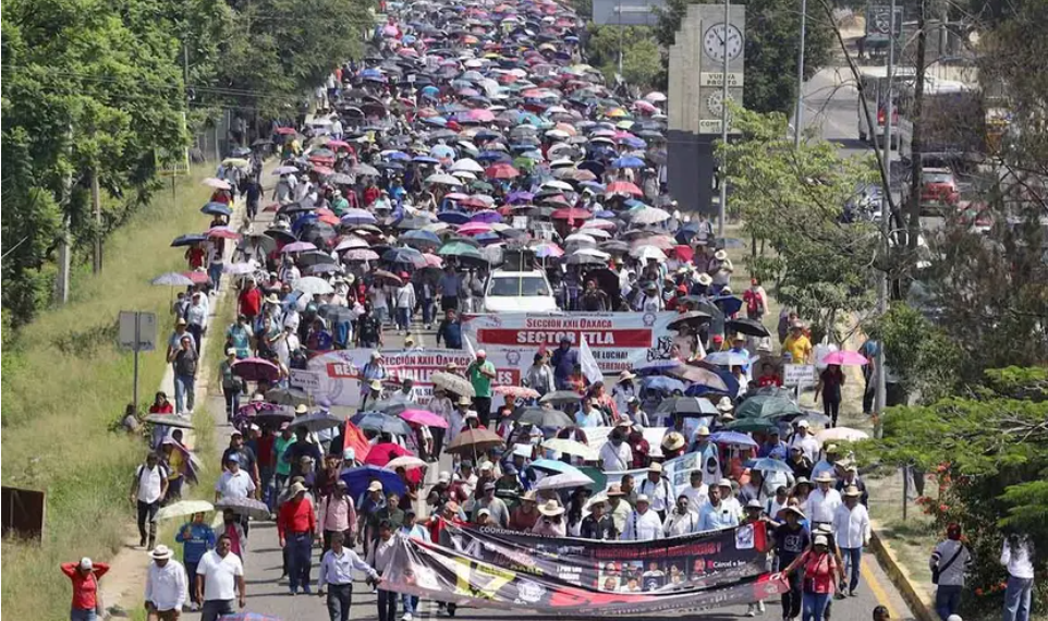 Casi un millón de alumnos se quedarán sin clases este lunes por marcha de la CNTE en Oaxaca