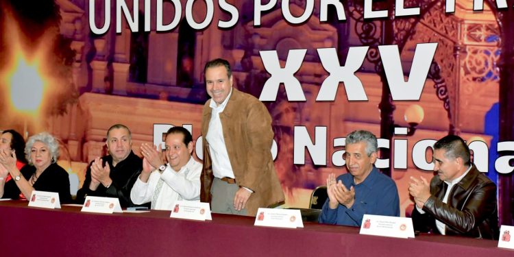 Clausura Toño Astiazarán XXV Pleno Nacional del STIRTT