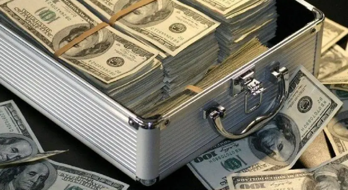 Robo histórico: ladrones atracan bodega y se llevan 30 millones de dólares en Los Ángeles