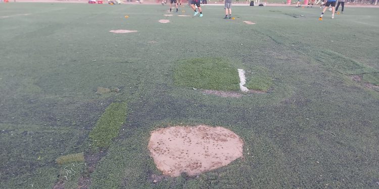 Campos de futbol y unidad deportivas en total abandono por Codeson