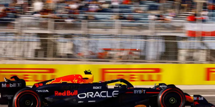 'Checo' Pérez saldrá quinto en Bahréin; Verstappen, ‘pole position’