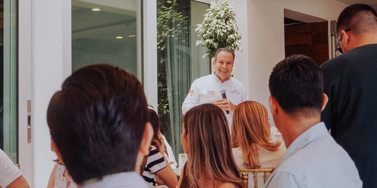 Va Toño Astiazarán por crecer más en apoyo a jóvenes emprendedores&nbsp;