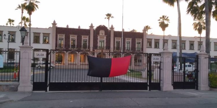 Asociación de estudiantes pide solución al conflicto de huelga en la Unison