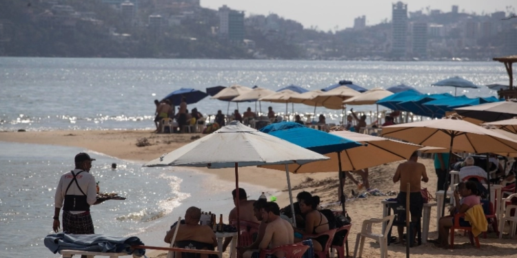 Segundo fin de semana largo dejará derrama de 48 mil 381 mdp en sector turístico