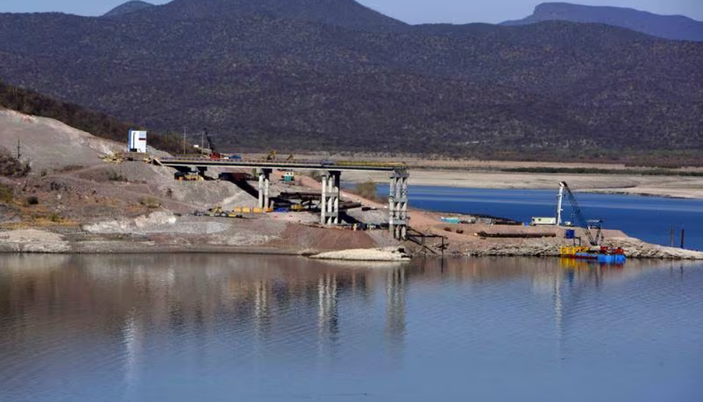 López Obrador inaugura obra que llevará agua 50 comunidades indígenas