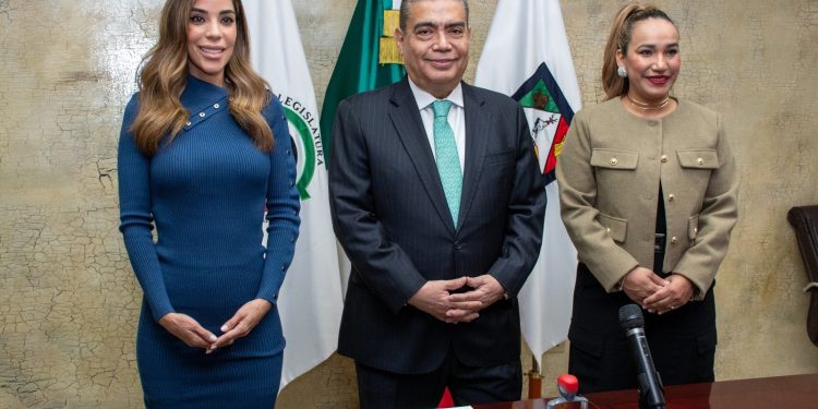 Entrega Fiscalía General de Justicia del Estado de Sonora Informe Anual de Actividades al Poder Legislativo