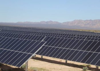 Alfonso Durazo inaugura el parque solar Akin en Puerto Libertad