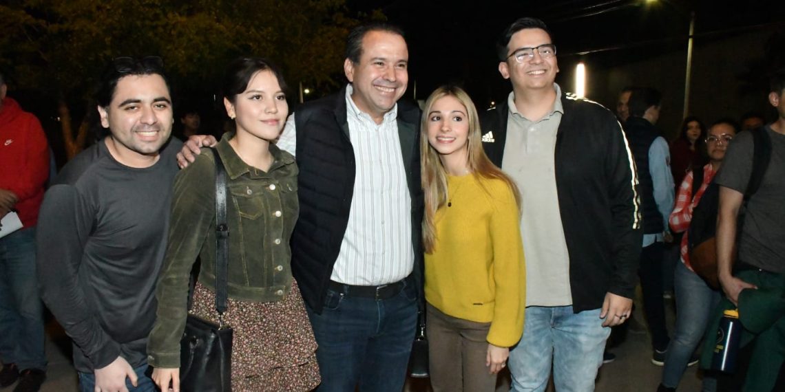 Lleva Toño Astiazarán Camina Segura al exterior del ITH