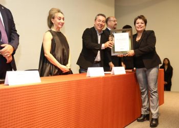 Entrega SEC Sonora reconocimientos a ganadores de la convocatoria Profesionista del Año 2023