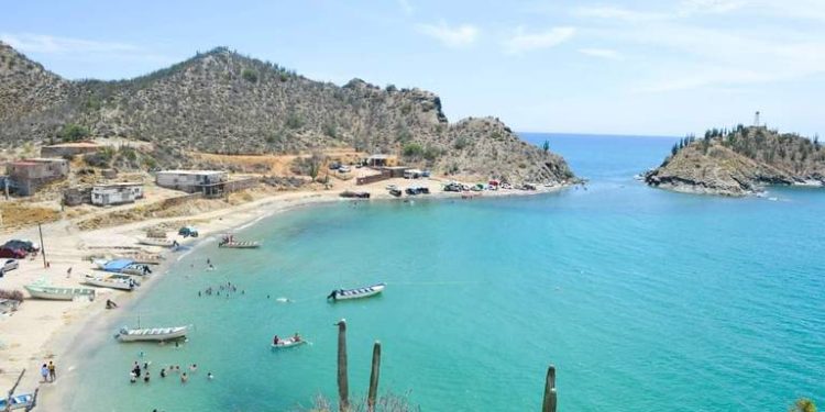 Madres Buscadoras siguen escarbando por más fosas clandestinas en El Choyudo