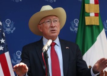 Embajador Ken Salazar destaca avances en cooperación laboral México-EU