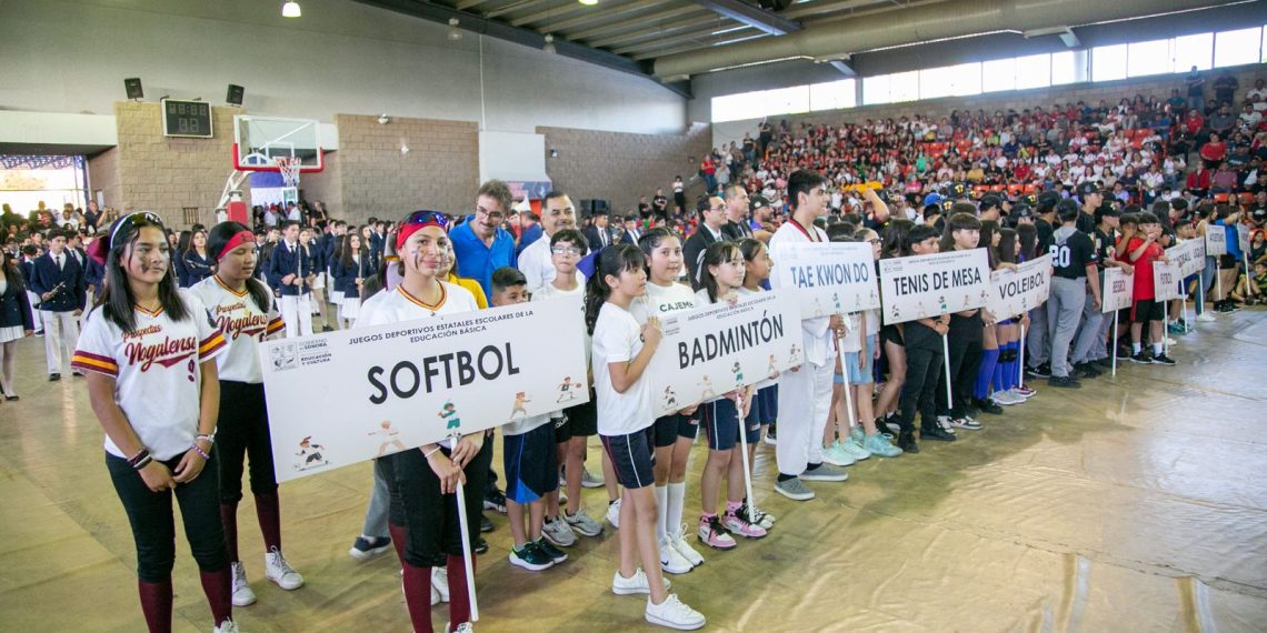 Reconoce SEC Sonora a ganadores de los Juegos Deportivos Estatales Escolares de la Educación Básica 2023-2024.