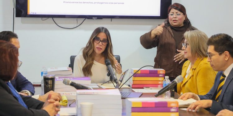 Recibe Congreso de Sonora informe anual de actividades de la CEDH 2023