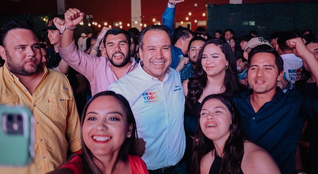 Presenta Toño Astiazarán a jóvenes propuestas para Crecer Más 