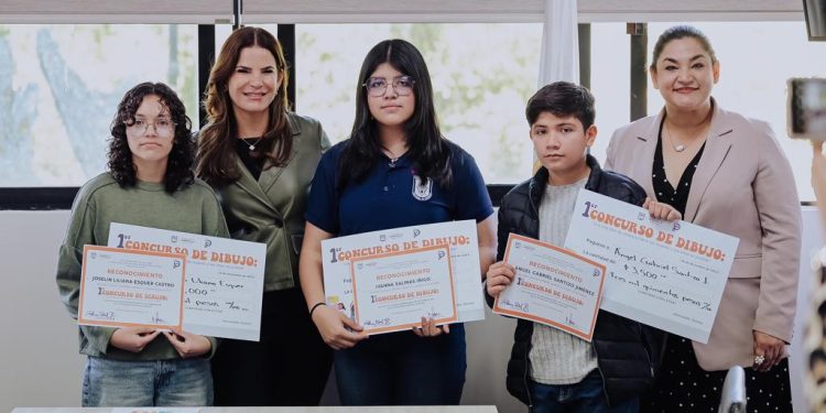 Premia Ayuntamiento a ganadores del Concurso de Dibujo “Una vida libre de violencia hacia las mujeres y las niñas es posible”