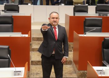Rinde protesta diputado ante Congreso de Sonora