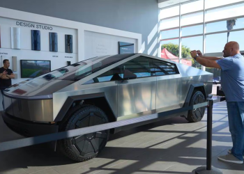 Tesla revisará casi 4 mil Cybertrucks por desperfecto en acelerador