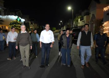 Constata Toño Astiazarán avance de recarpeteo en Salvatierra