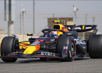 Checo Pérez saldrá tercero en el GP de Arabia Saudita; Max Verstappen ganó la Pole Position