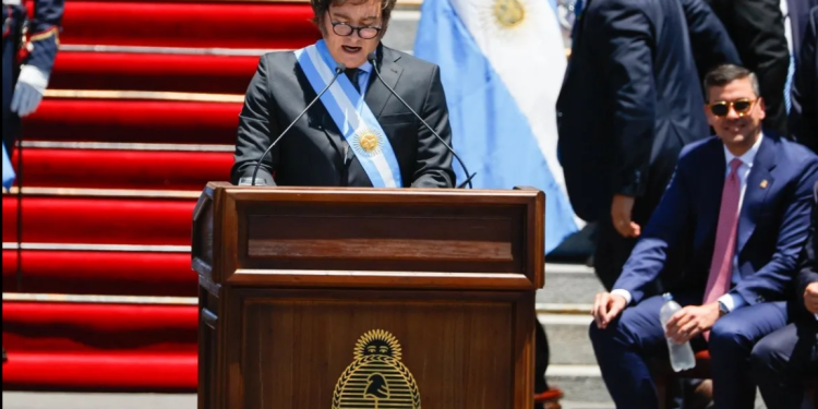 Javier Milei da su primer discurso presidencial: “Mi gobierno recibe la peor herencia en la historia”; habrá ajuste fiscal y no monetización