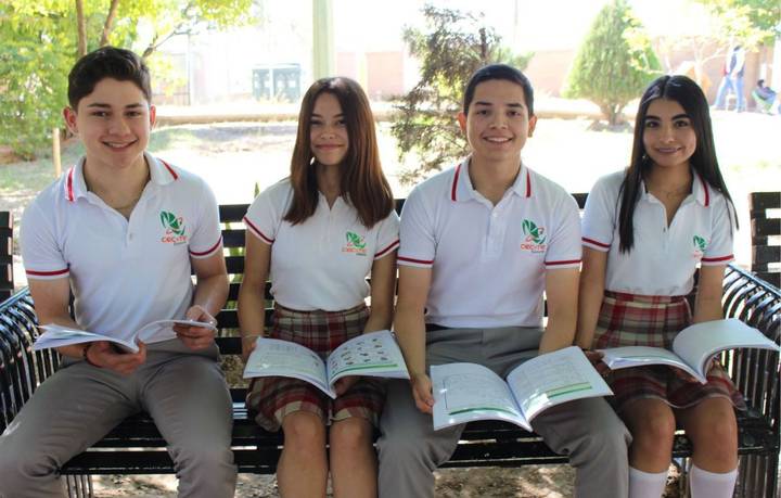 Más de 30 mil jóvenes se han registrado para ingresar a la prepa
