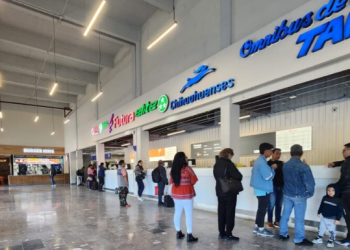 Inicia afluencia de viajeros en Central Camionera 