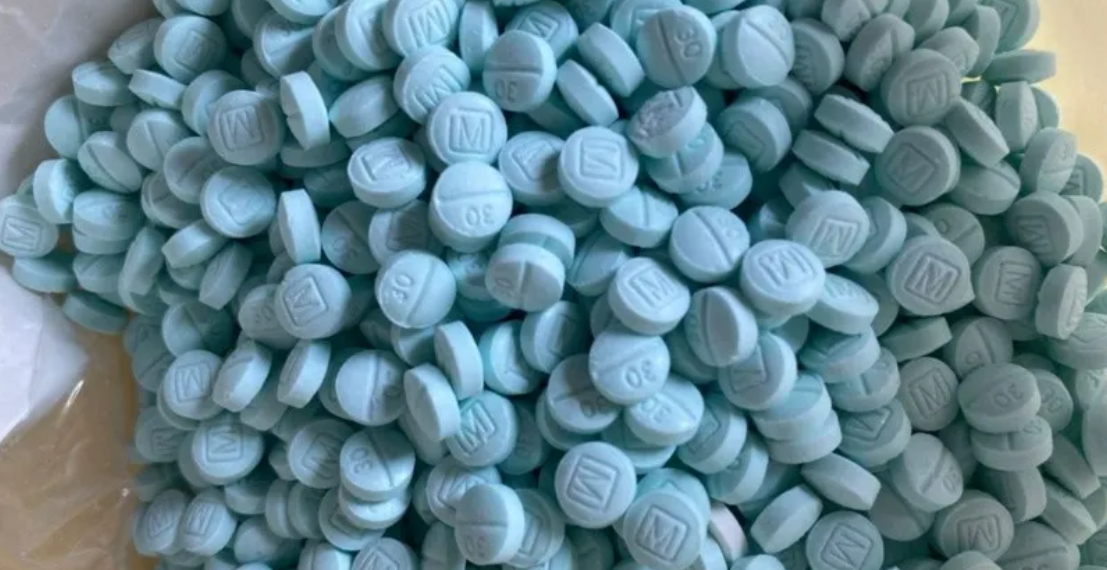 Fiscalía localiza y destruye más de 5 millones de pastillas de fentanilo