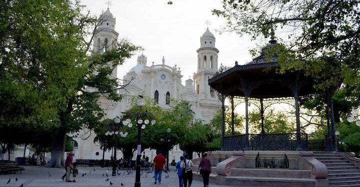 Proyectan rehabilitación de fachada en Catedral de Hermosillo y mercados en municipios