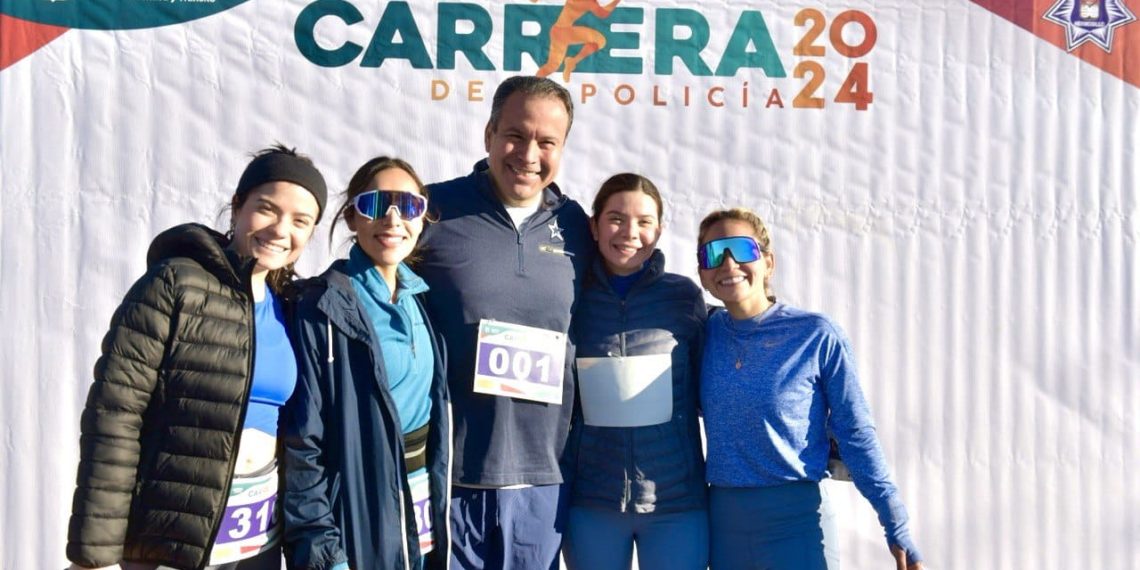 Participa Toño Astiazarán en la tradicional Carrera del Policía 2024