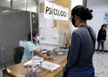 Reconoce IMSS a psicólogas y psicólogos por contribuir a mejorar la salud mental en derechohabientes.