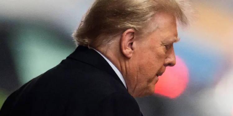 Trump es condenado a pagar 83.3 millones de dólares por difamar a escritora