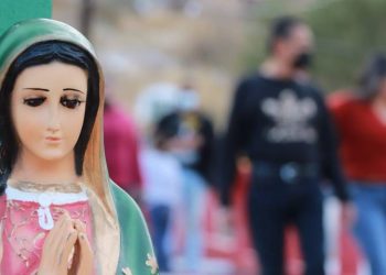 Devotos de las Guadalupana inician peregrinaciones al Cerro de la Virgen