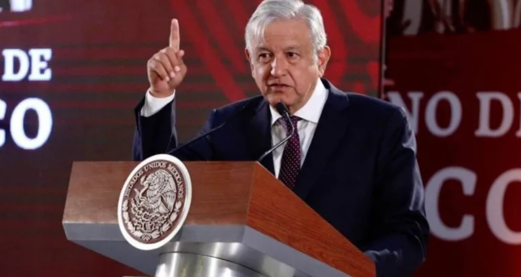 El presidente ayudará a los gobiernos estatales a pagar sueldos y aguinaldos a los maestros en problemas económicos