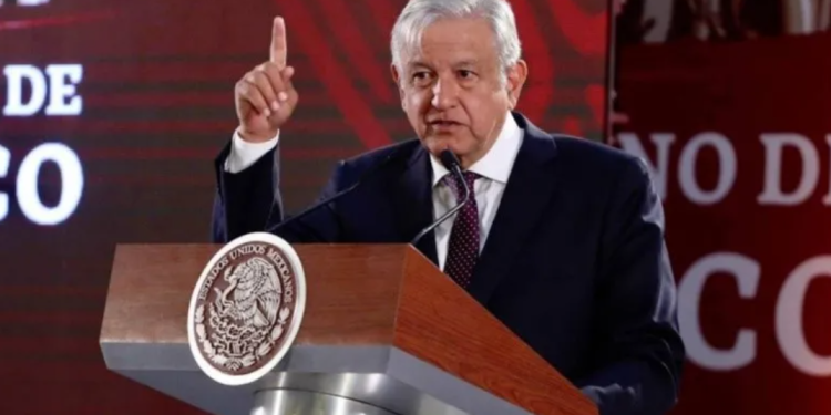 El presidente ayudará a los gobiernos estatales a pagar sueldos y aguinaldos a los maestros en problemas económicos