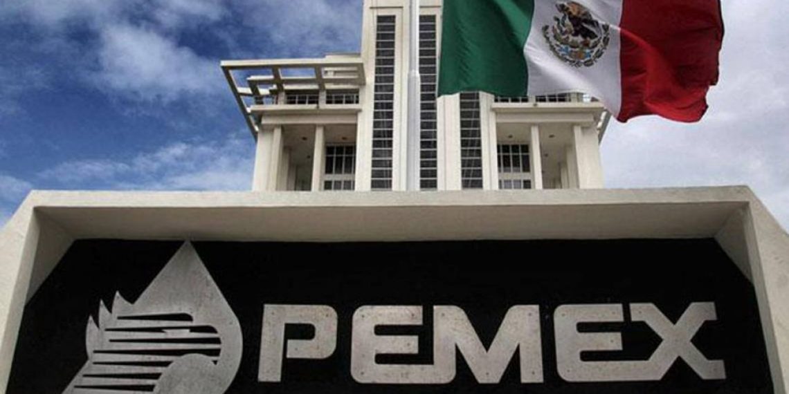 Imparable, la deuda de Pemex; sube 68%.