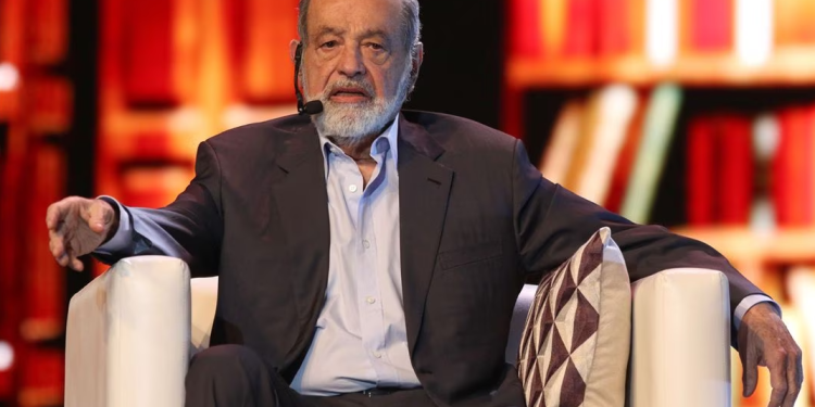 Cuando “inteligencia artificial” esté en su punto, el desempleo se agudizará: Carlos Slim