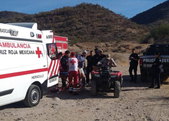 Bomberos rescatan a senderista con fractura de tobillo en el Cerro del Bachoco