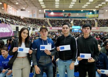 Encabeza Gobernador Durazo inicio de obras en parque industrial Kyungshin y beneficia a universitarios con becas en Cajeme