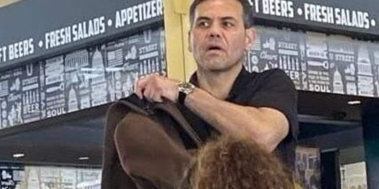 Captan al “Vicentillo” hijo de “El Mayo” Zambada en Washington; no existe orden de aprehensión en su contra, asegura periodista
